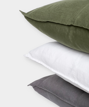 Flou. Design 100% Linen Throw Cushion - Graphite Grey (7739151646969)